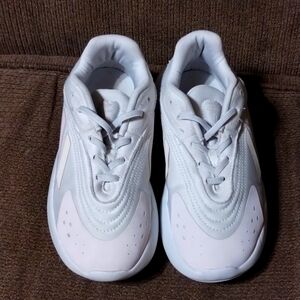 Adidas Sneakers, Big size 2.5